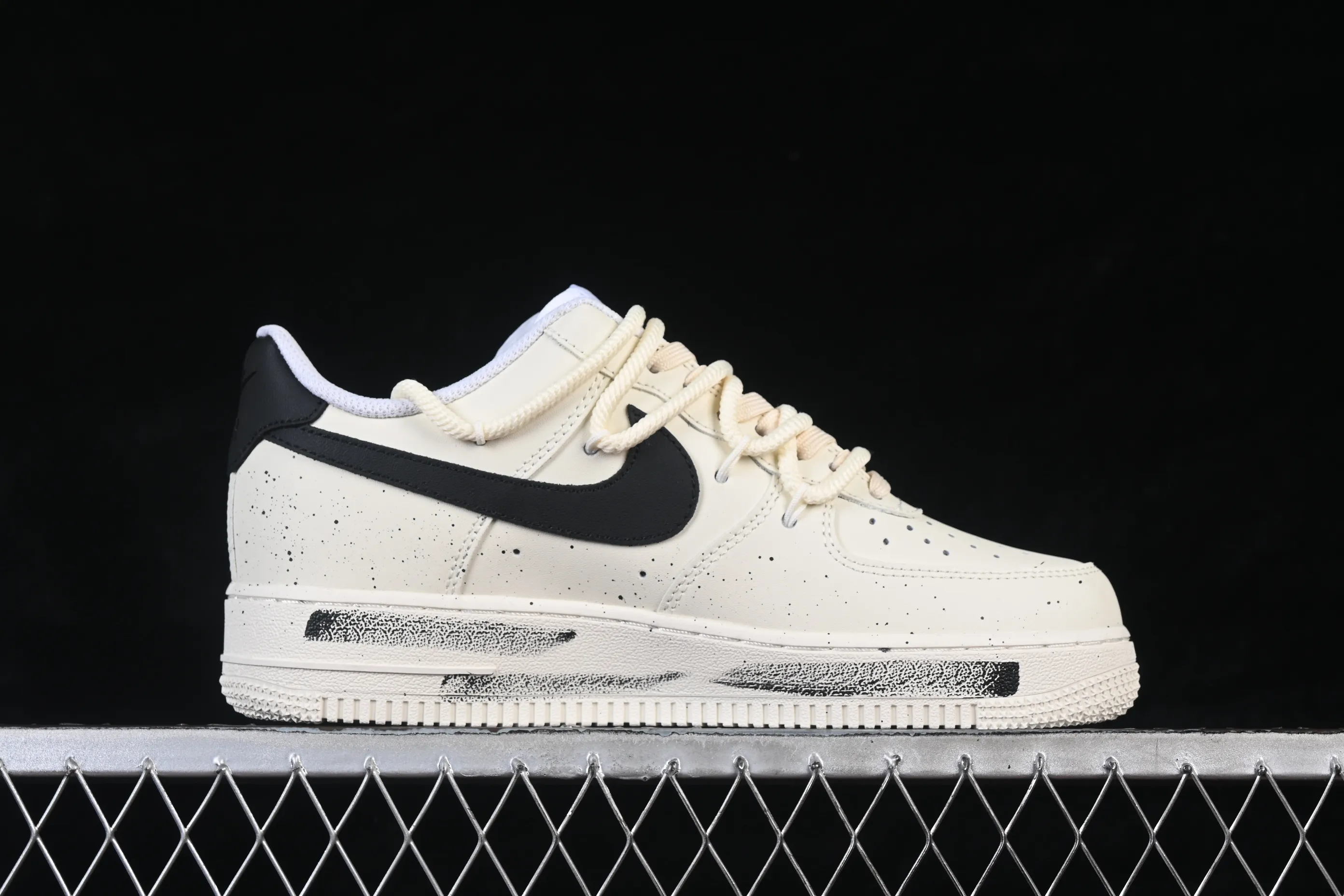 All categories Nk Air Force 1 Air Force series Nk Air Force 1 Low Air Force low-top Nike Air Force 1'07 Low Two-dimensional theme Air Force 1 low-top casual sneakers ZH0316-159